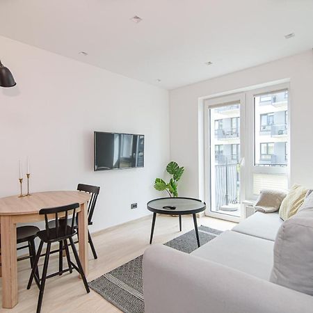 Modern Apartment Next To Ozas Park By Urban Rent Βίλνιους Εξωτερικό φωτογραφία