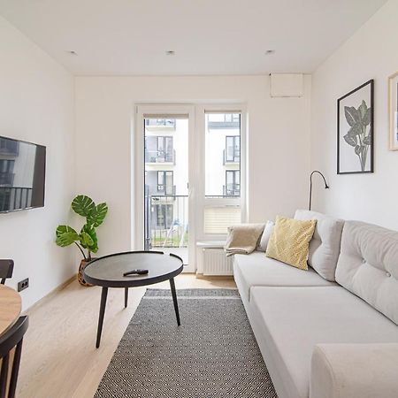Modern Apartment Next To Ozas Park By Urban Rent Βίλνιους Εξωτερικό φωτογραφία