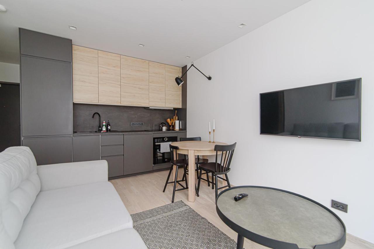 Modern Apartment Next To Ozas Park By Urban Rent Βίλνιους Εξωτερικό φωτογραφία