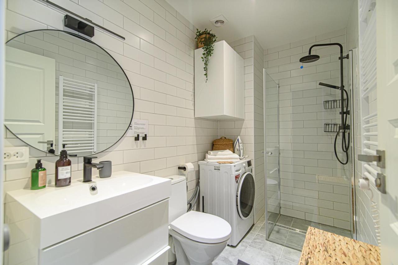Modern Apartment Next To Ozas Park By Urban Rent Βίλνιους Εξωτερικό φωτογραφία